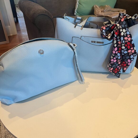 Steve Madden purse with leafy fabric bow - Picture 4 of 5